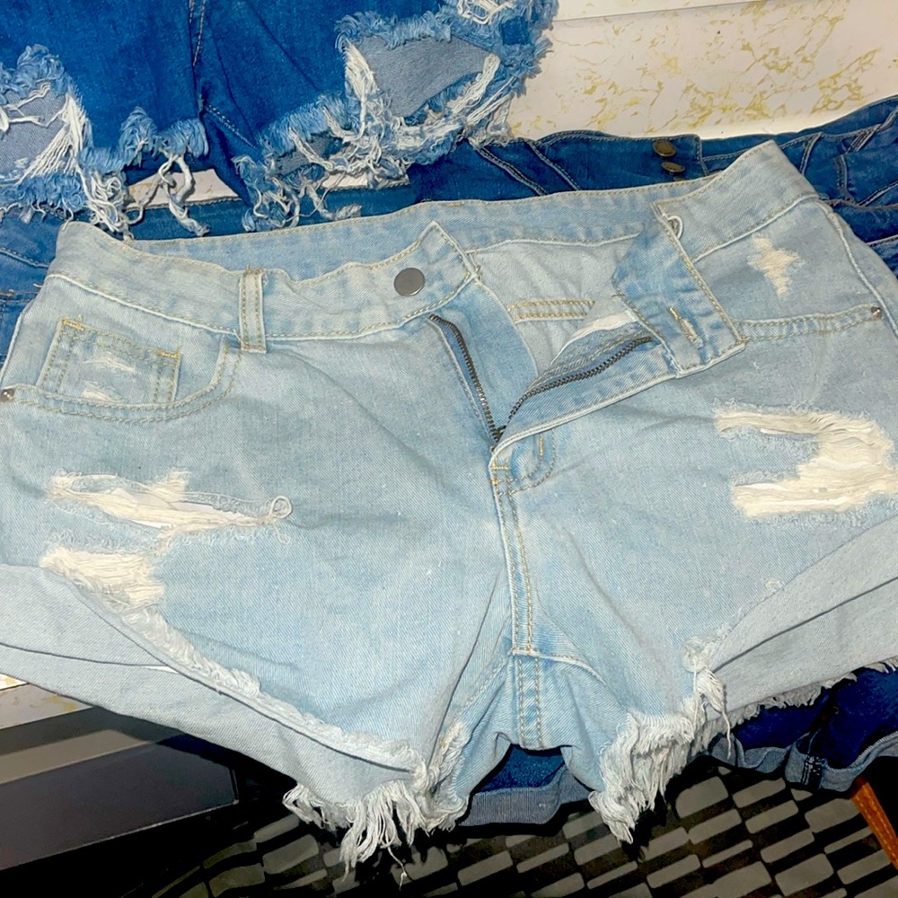 Summer Jean distressed Shorts